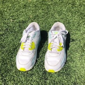 retro nike air max 90s!